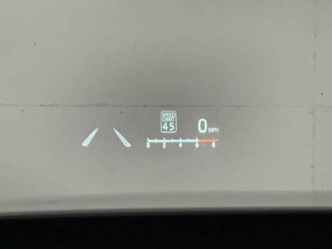 2023 Toyota Highlander Hybrid Platinum