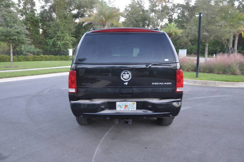 2003 Cadillac Escalade