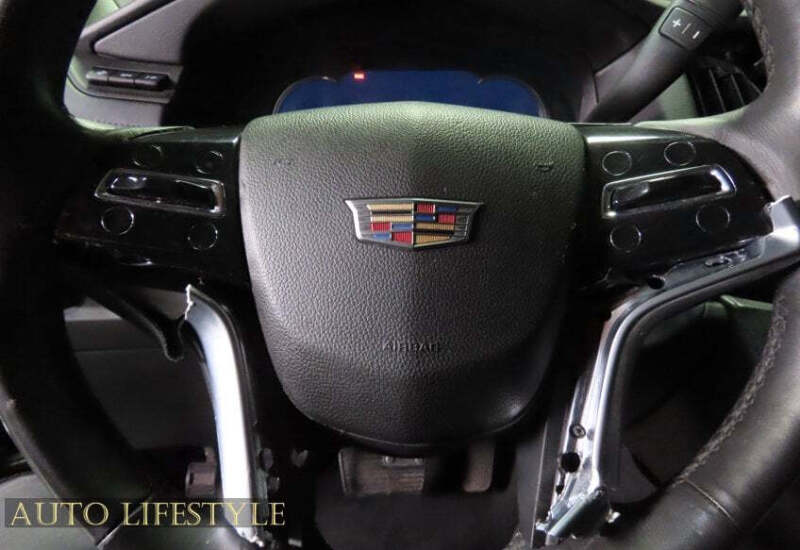2017 Cadillac Escalade Luxury