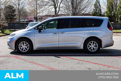 2024 Chrysler Pacifica Touring L