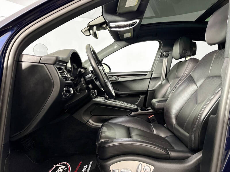 2020 Porsche Macan