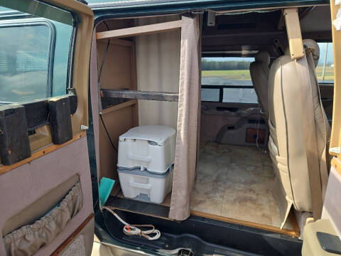 2000 Dodge Ram Van 1500