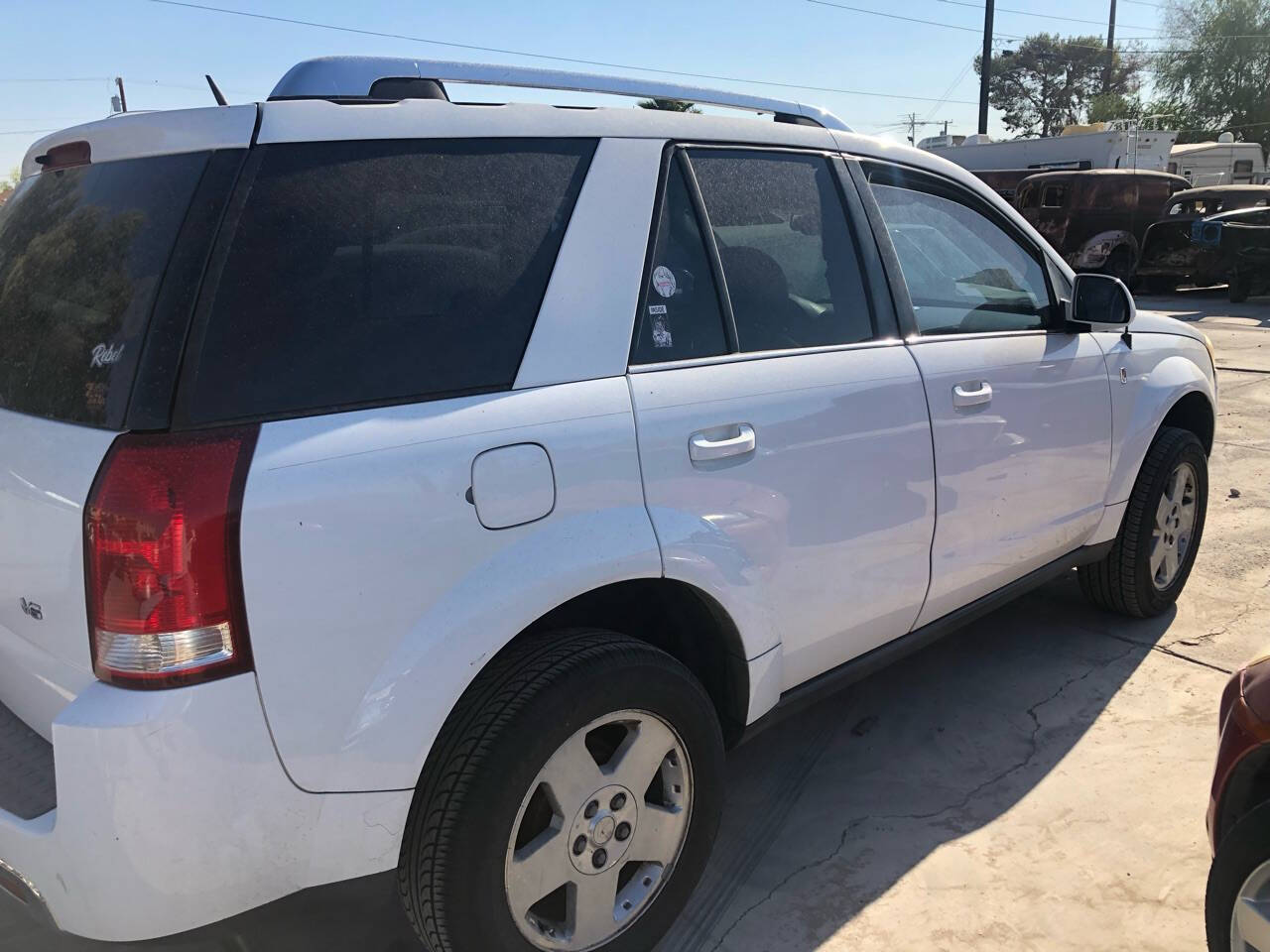 White 2006 Saturn Vue Base 4dr SUV w/V6 1