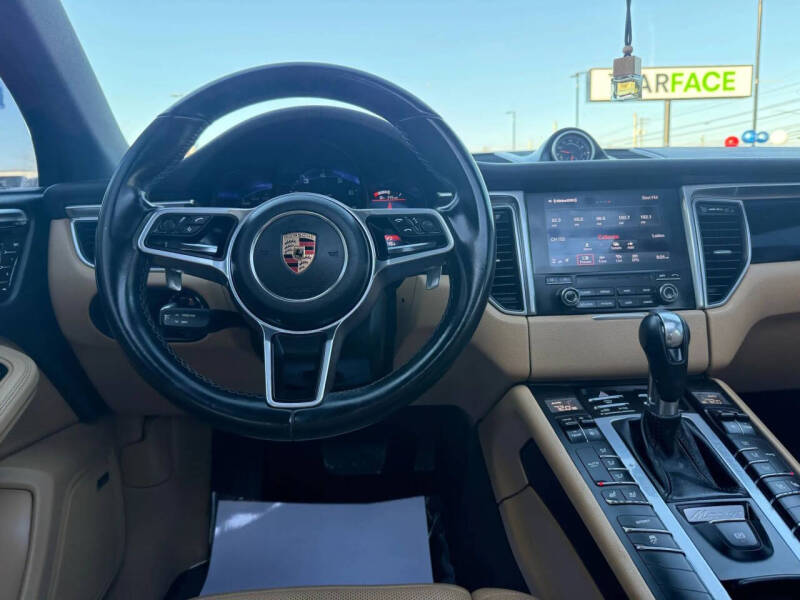 2018 Porsche Macan