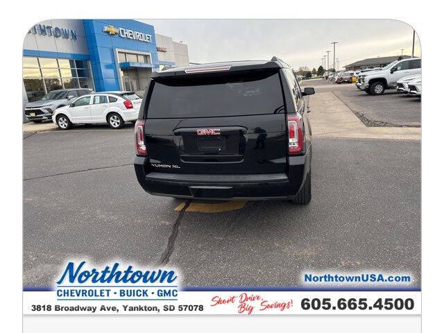 2016 GMC Yukon XL SLT