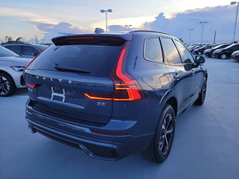 2026 Volvo XC60 B5 Core