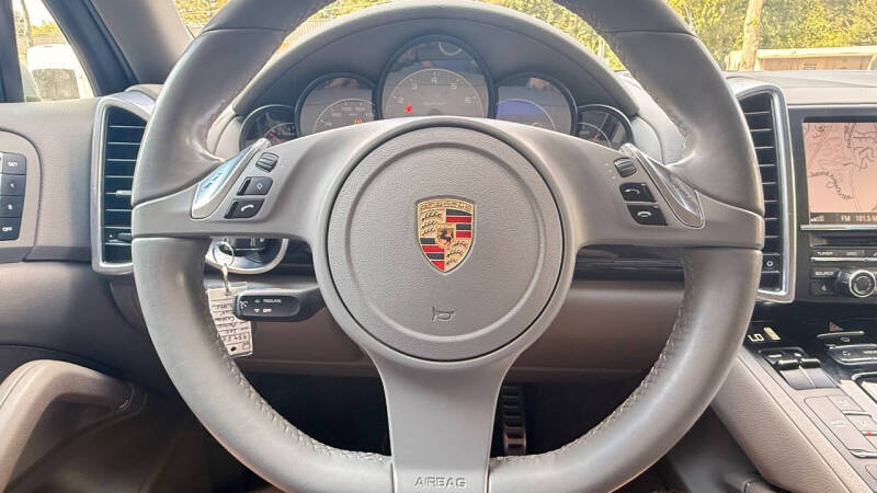 2011 Porsche Cayenne S Hybrid