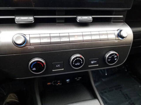 2025 Hyundai Kona SE