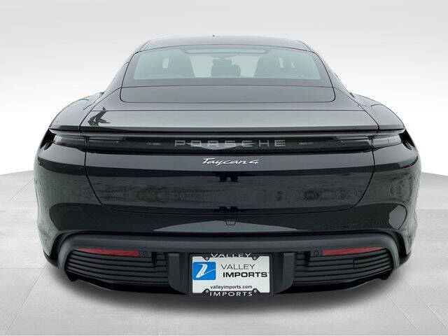 2026 Porsche Taycan 4