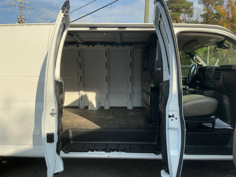 2021 Chevrolet Express 2500