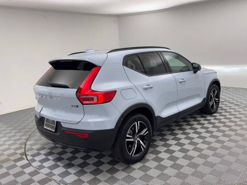 2024 Volvo XC40