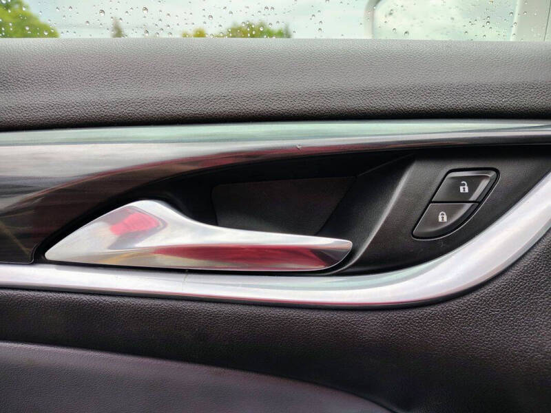2020 Buick Enclave Essence