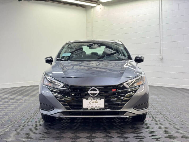 2025 Nissan Versa SR