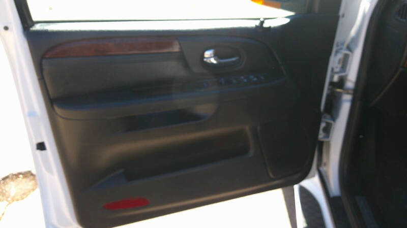 2005 GMC Envoy XL Denali