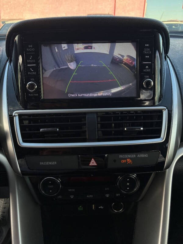 2020 Mitsubishi Eclipse Cross ES