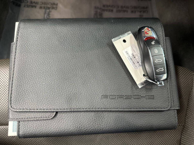 2019 Porsche 718 Cayman