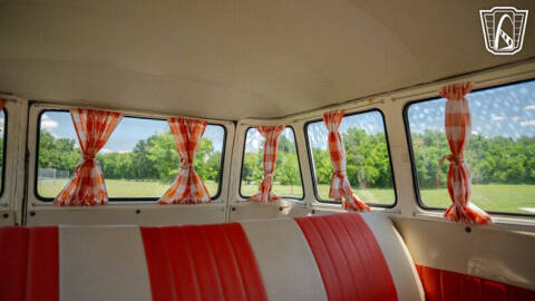 1975 Volkswagen Bus