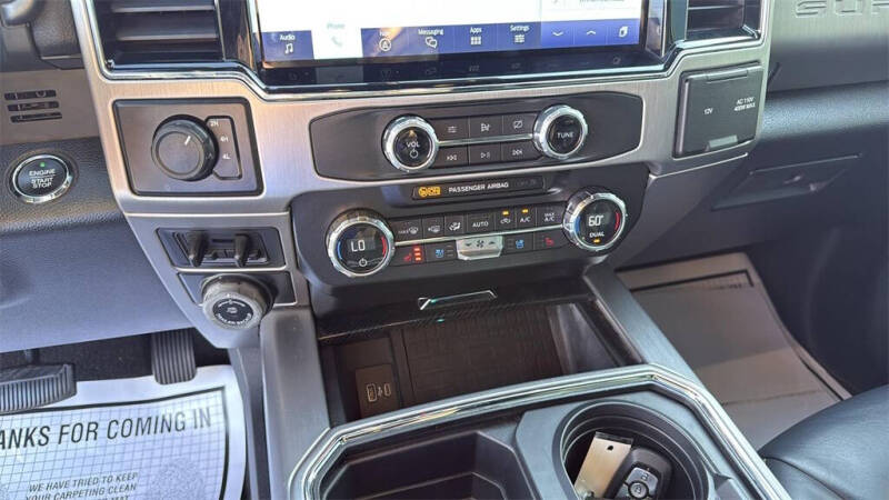 2022 Ford F-350 Super Duty Platinum