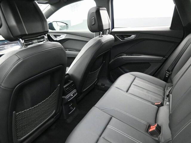 2025 Audi Q4 e-tron Premium Plus 45