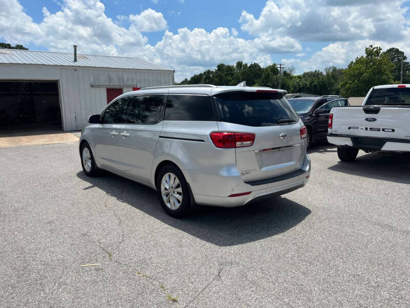2017 Kia Sedona