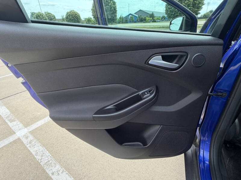 2014 Ford Focus Titanium - Photo 22