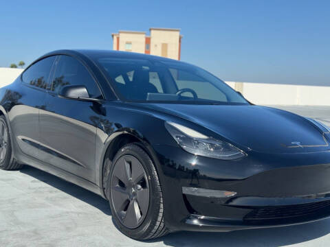 2021 Tesla Model 3 Standard Range Plus