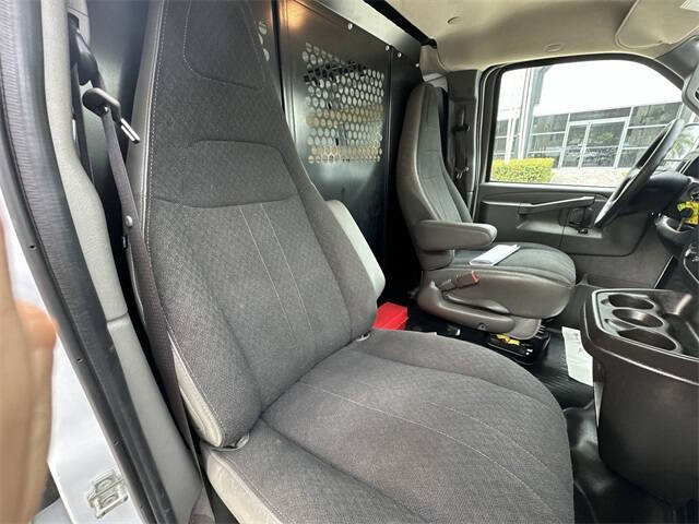 2024 Chevrolet Express 2500