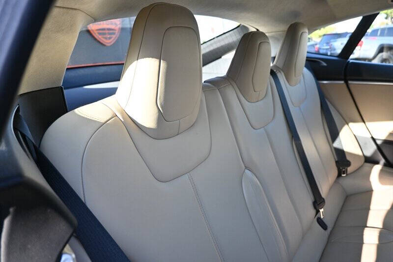 2017 Tesla Model S 75D