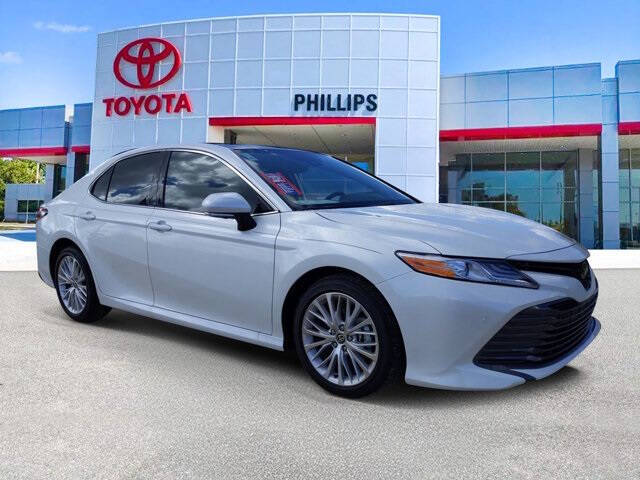 2020 Toyota Camry XLE