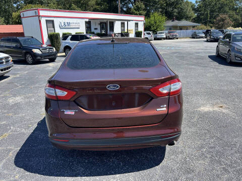 2015 Ford Fusion SE
