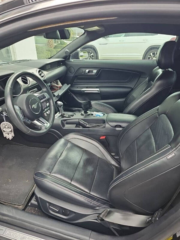 2020 Ford Mustang EcoBoost Premium