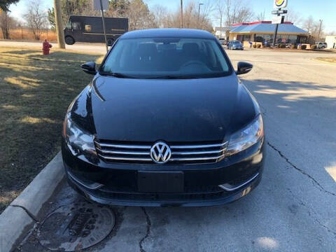 2012 Volkswagen Passat for sale at NORTH CHICAGO MOTORS INC in North Chicago IL