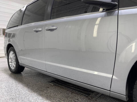 2020 Dodge Grand Caravan SXT