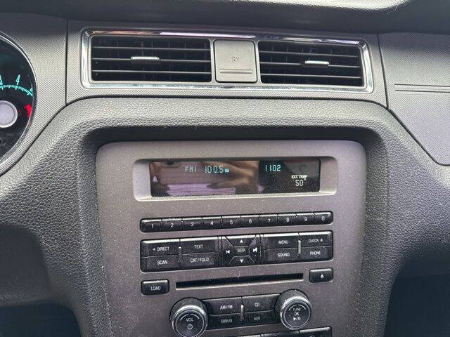 2010 Ford Mustang V6