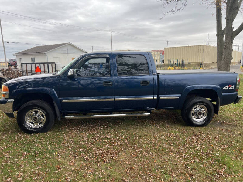 GMC Sierra's photo