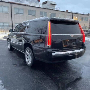 2018 Cadillac Escalade ESV Premium Luxury