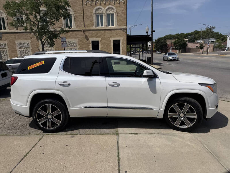 2017 GMC Acadia Denali