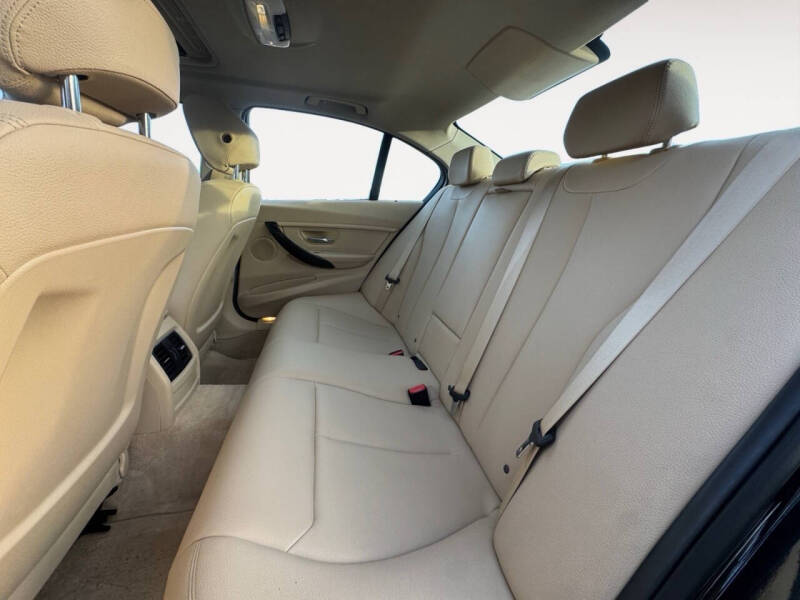 2016 BMW 3 Series 320i xDrive