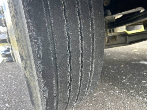 2006 Peterbilt 335 Mechanic's Truck