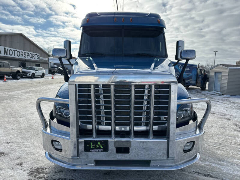 2016 Freightliner Cascadia