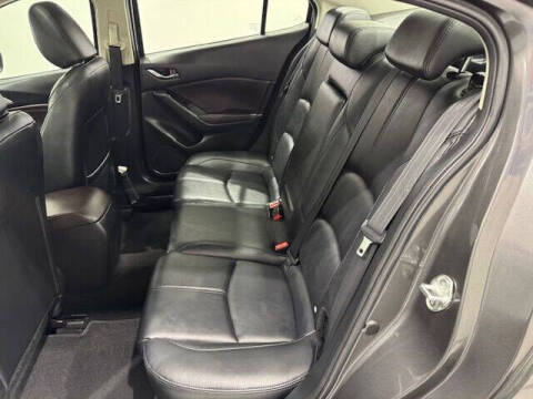 2018 Mazda MAZDA3 Touring