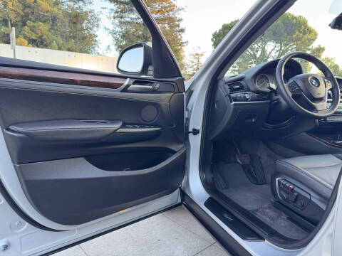 2017 BMW X3 sDrive28i