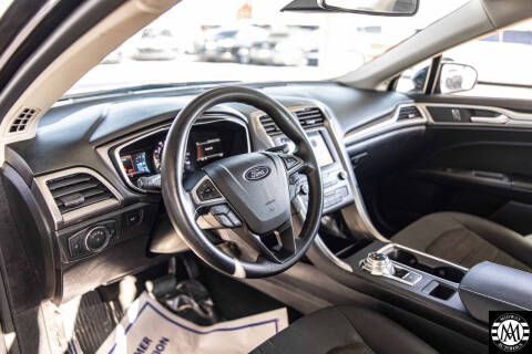 2019 Ford Fusion SE