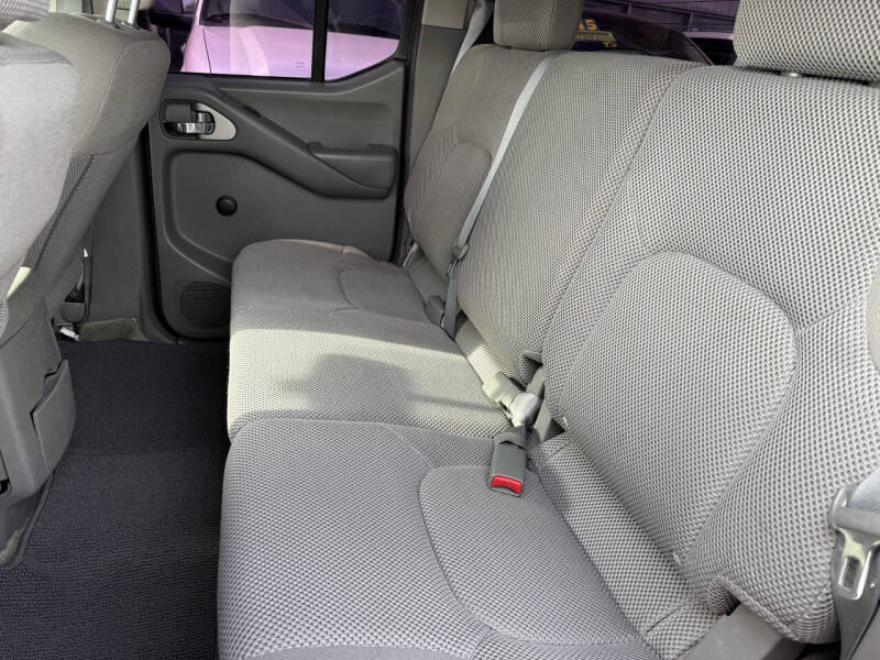 2017 Nissan Frontier S