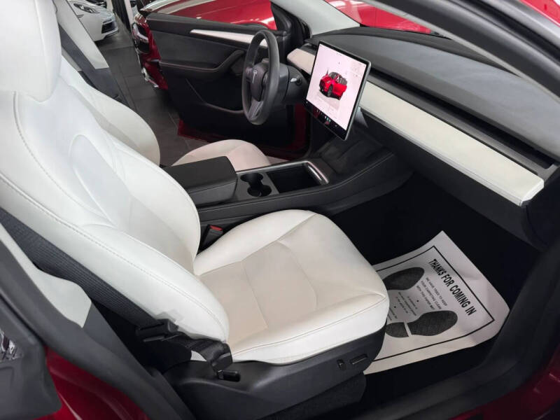 2024 Tesla Model Y Long Range