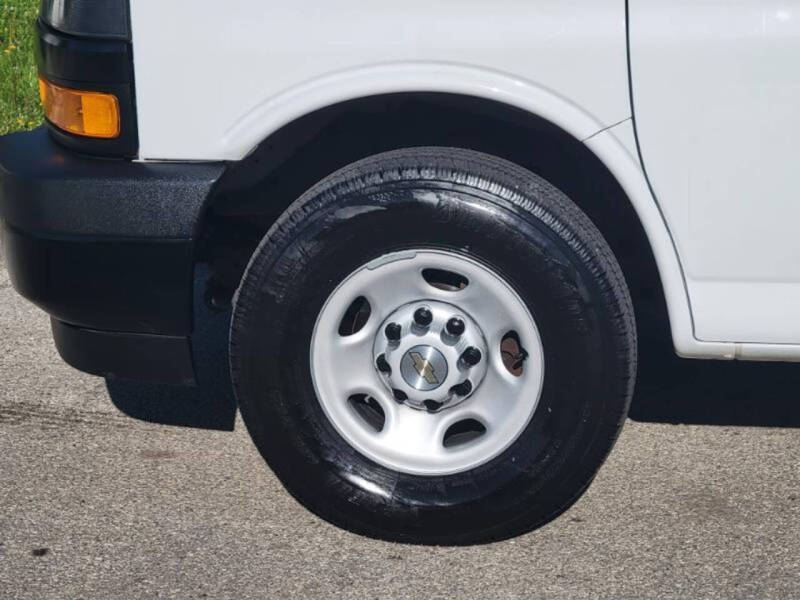 2018 Chevrolet Express LS 3500