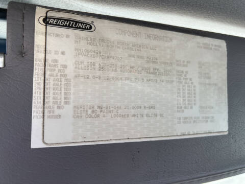 2012 Freightliner M2 106