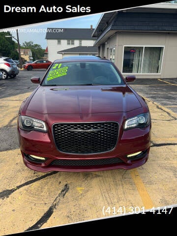 2021 Chrysler 300 for sale at Dream Auto Sales in South Milwaukee WI
