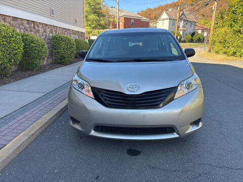 2017 Toyota Sienna L 7-Passenger