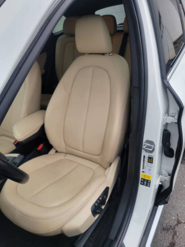 2018 BMW X1 xDrive28i